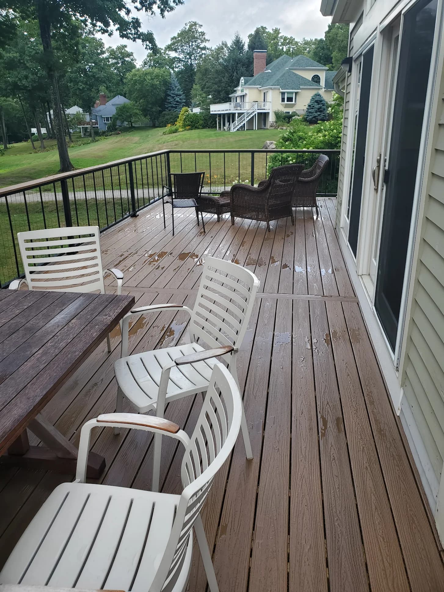 Composite deck built by A&E Home Improvement